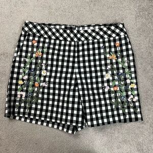 For the Republic Womens 10 Shorts Black White Check Embroidered Floral Stretch